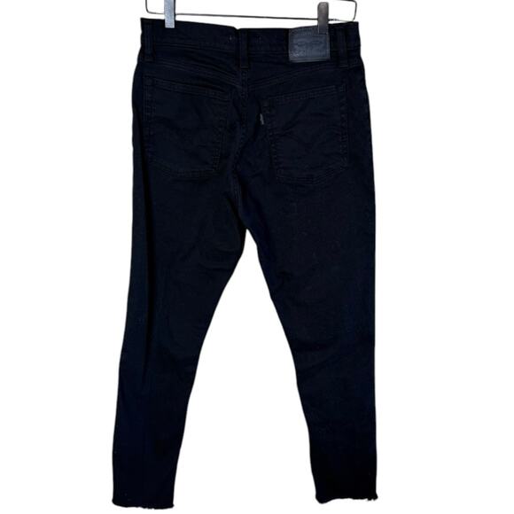 Levi’s Women’s Sz 30 Wedgie Skinny Jeans Black Distressed - Picture 7 of 7